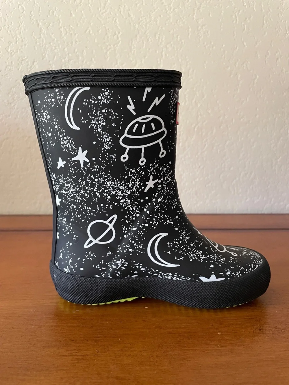 Hunter Kids First Classic Rain Boot Toddler Sz 7 Space Theme Print Black & White